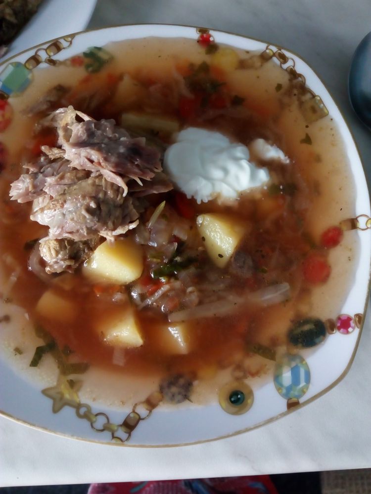 Борщ с мангольдом