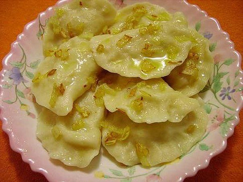 Вареники с картофелем и жаренным луком